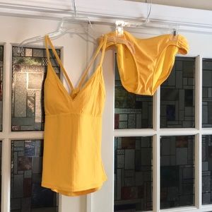 Yellow Jessica Simpson tankini swimsuit